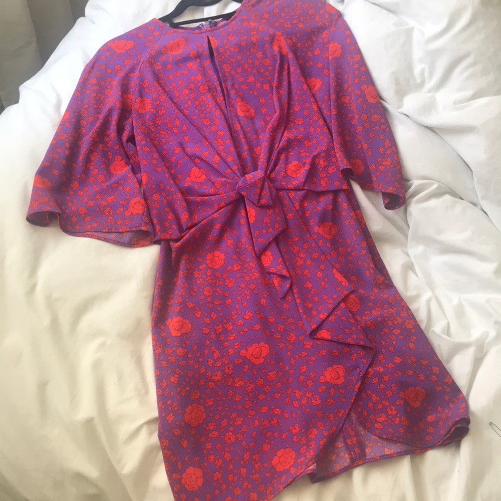 topshop wrap dress with keyhole neckline